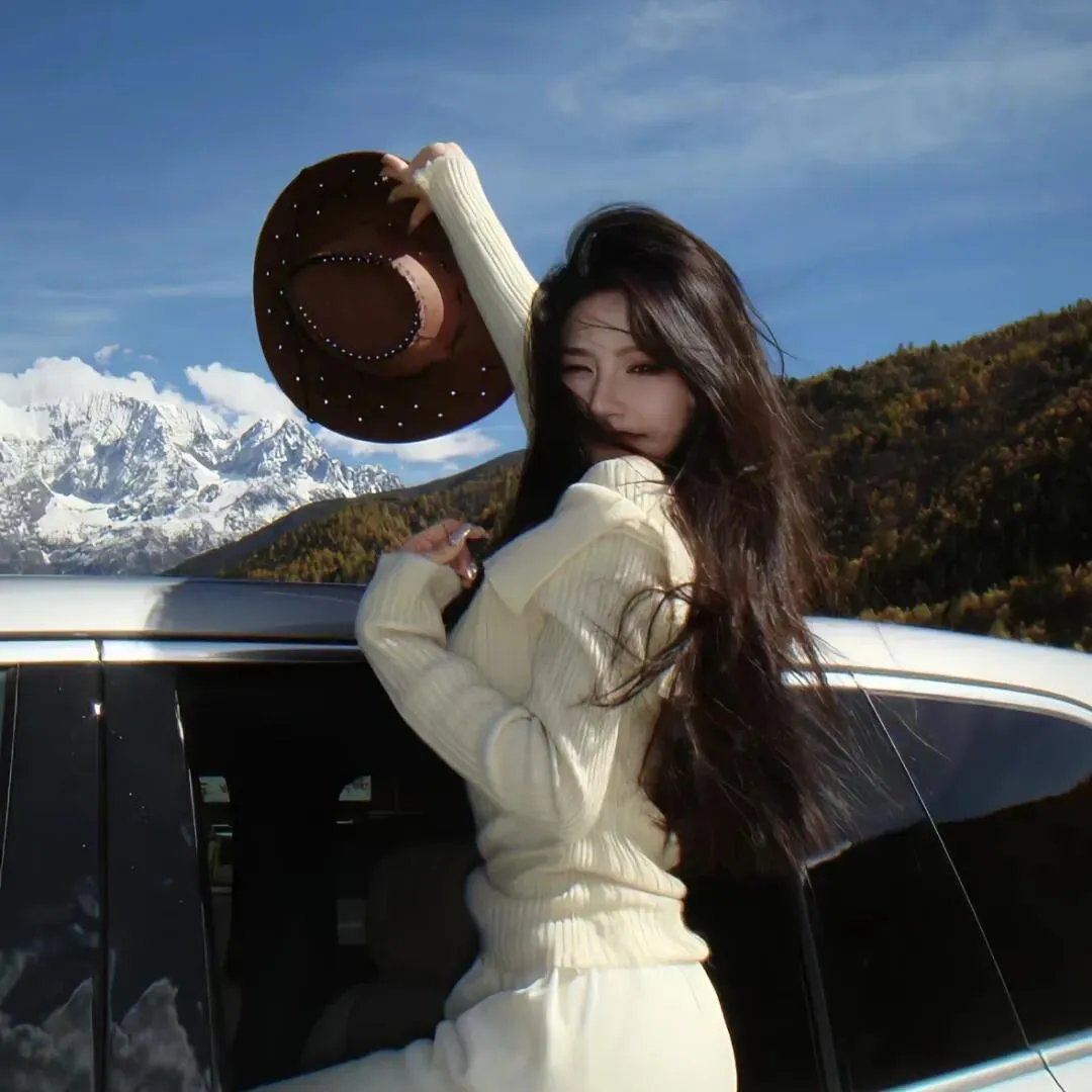 蒂拉和兰妮劫火车